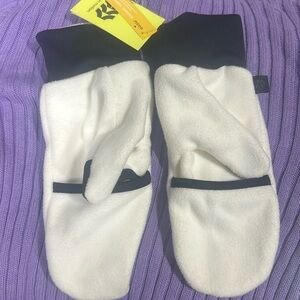 Brand new with tag mittens, cream , touchscreen compatible